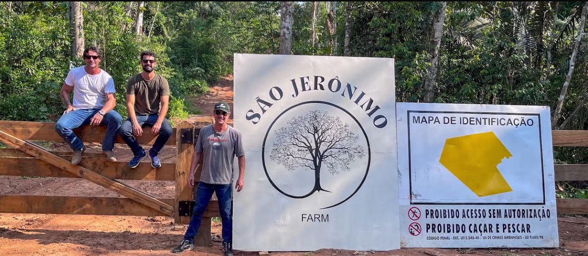 Equipe de colaboradores da fazenda