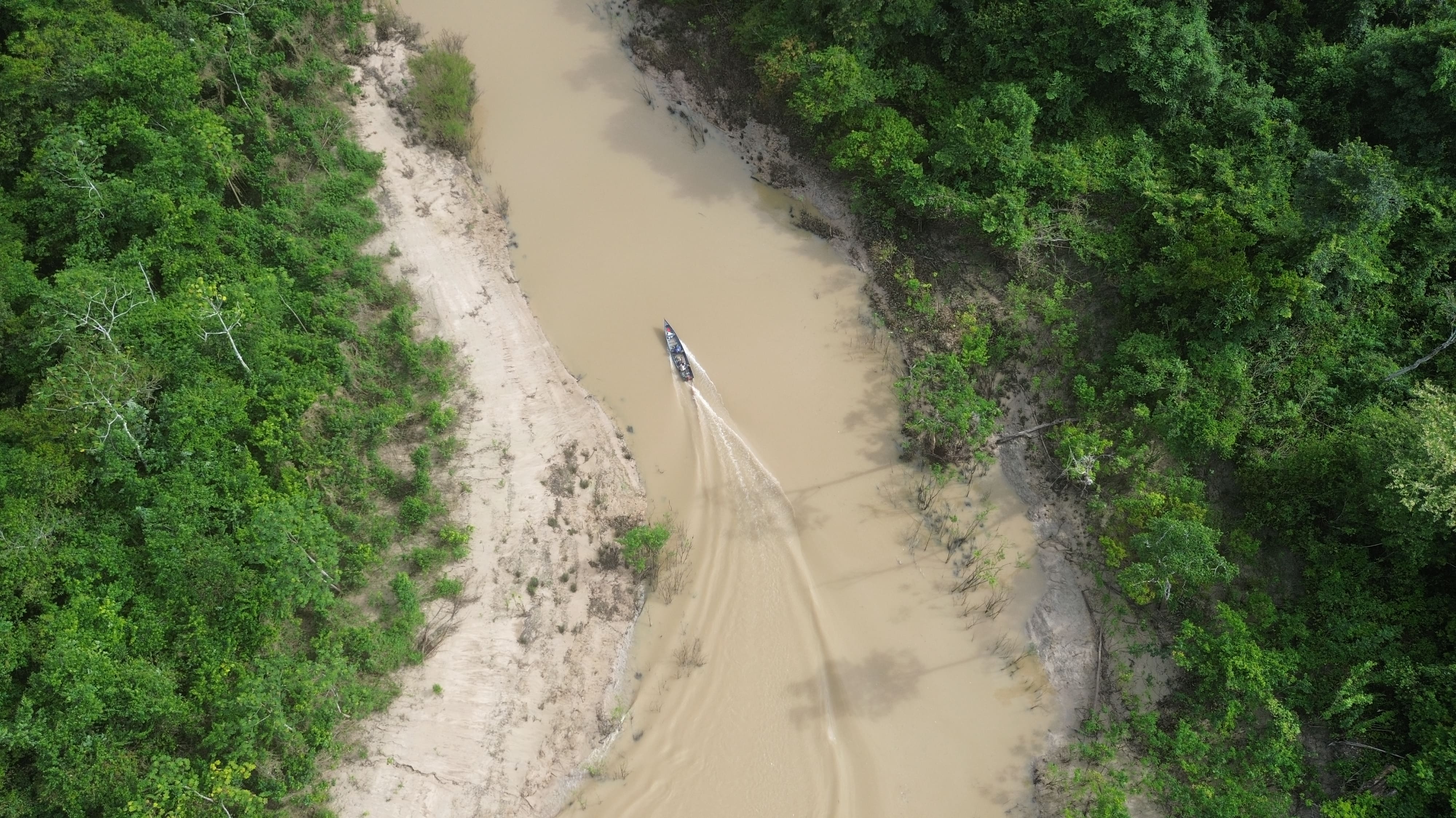 Rio Jurupari - margens preservadas